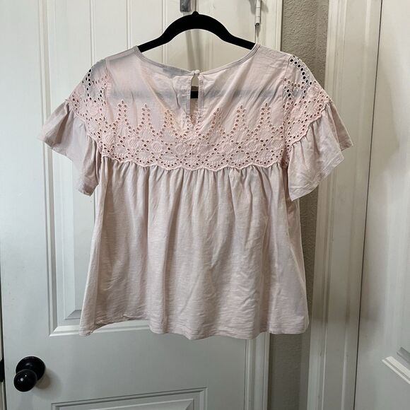 J. Crew Light Pink Eyelet Flutter Short Sleeve Keyhole Top Womens Size M - Picture 7 of 10